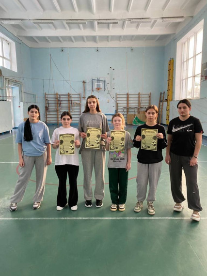 Соревнования по легкой атлетике.
